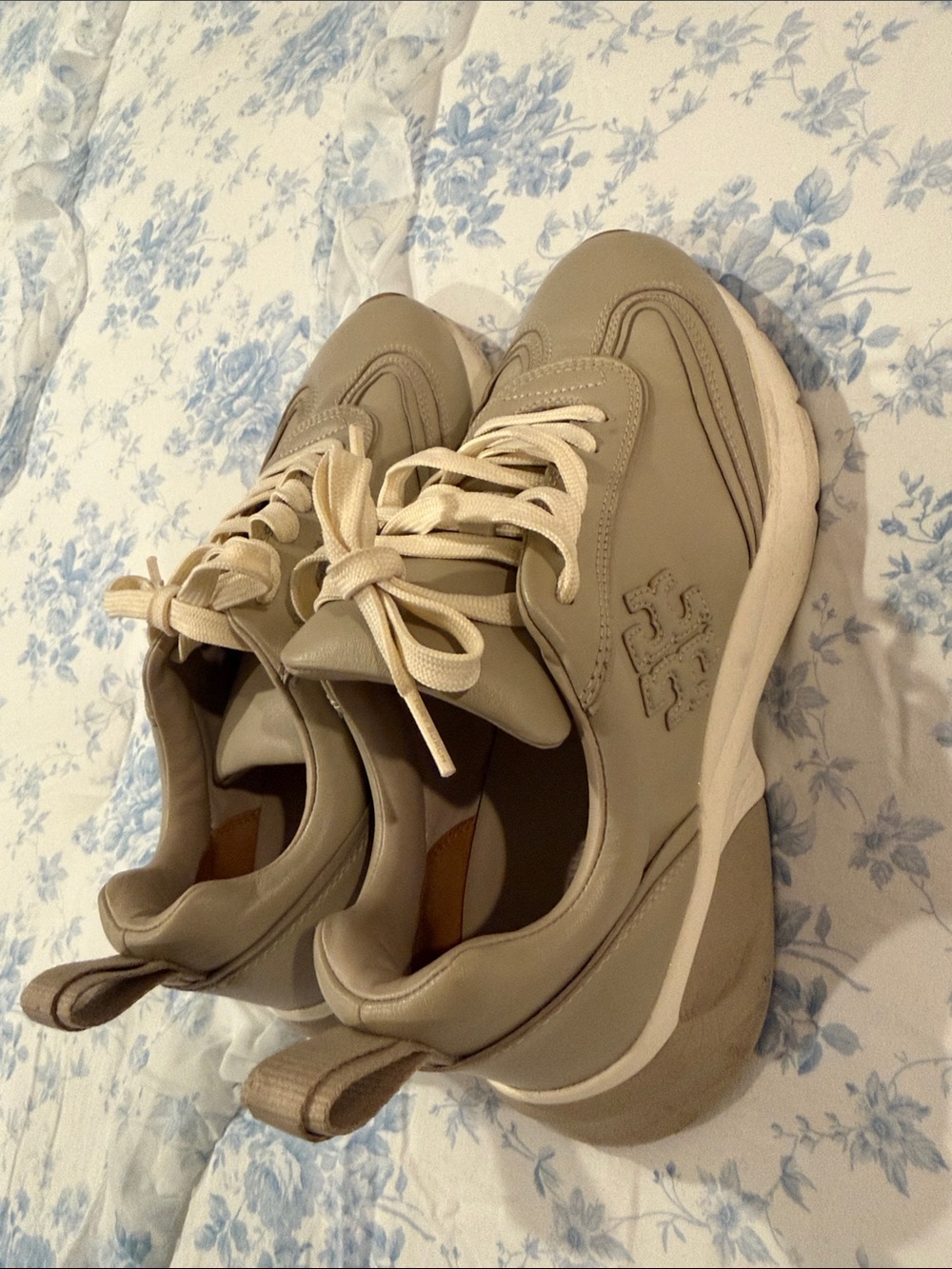 Tory Burch Beige Cream Lace-Up Platform Sneakers